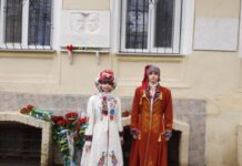 В Одессе почтили память Героев Крут (фото)