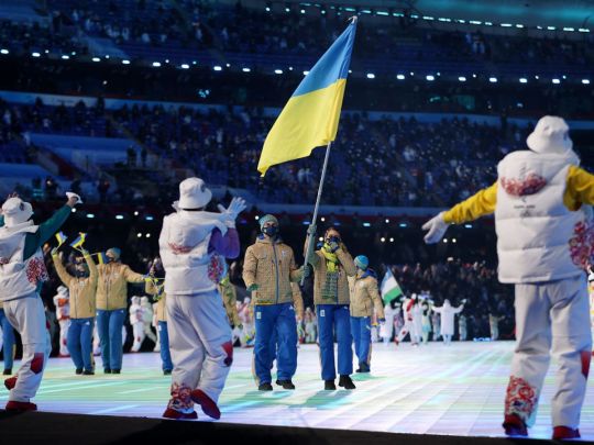 Донька футболіста з прапором України та Путін, який задрімав: у Пекіні яскраво відкрили зимову Олімпіаду