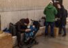 Украинцам подсказали, как экономить заряд телефона, если долго нет света