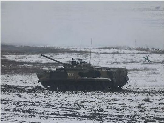 У Росії заявили про відведення підрозділів Південного та Західного військових округів: що відомо (відео)