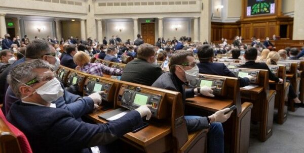 Все фракции Верховной Рады объединилось в Оборонную коалицию Все фракции Верховной Рады объединилось в Оборонную коалицию