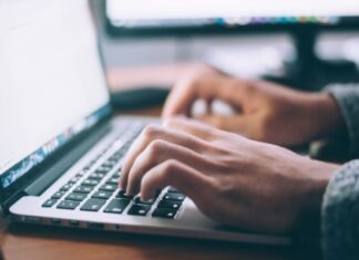 В Украине запустили платформу для волонтеров «Работа в тылу»