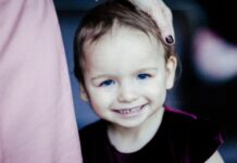 Дітям українських переселенців у Польщі виділили майже по 3 тисячі доларів: як їх отримати