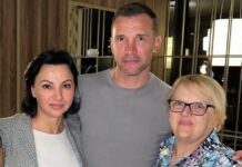 Мама та сестра Андрія Шевченка виїхали за кордон