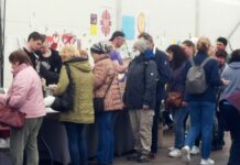 На українців чекає туристичний сектор Греції: вакантних місць понад 50 тисяч