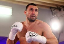 Непереможний український боксер-супертяж Вихрист скасував бій у Німеччині