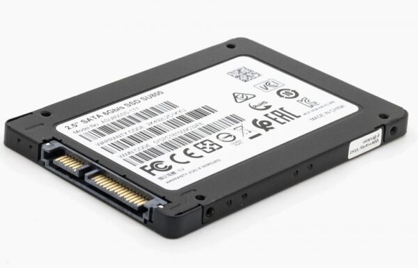 PCI-Express SSD та SATA SSD: що краще? PCI-Express SSD та SATA SSD: що краще?