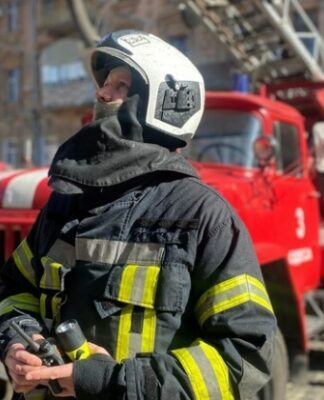 Артснаряд времен Второй мировой и вскрытие дверей: как прошли сутки у одесских спасателей