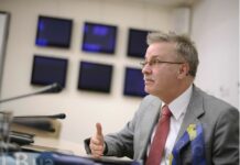 Німецький євродепутат закликає передати Україні конфісковані активи рф
