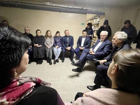 Президент Німеччини майже дві години провів у&nbsp;бомбосховищі на&nbsp;Чернігівщині