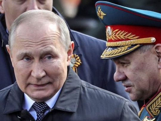 «Армія сильніша за ФСБ»: експерт пояснив чому путін не звільнить Шойгу