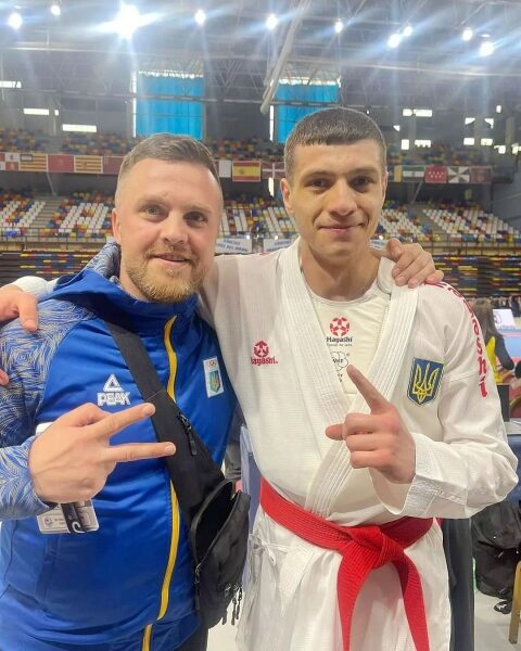 Красуня-українка Терлюга другий рік поспіль стала чемпіонкою Європи з карате: відео фіналу