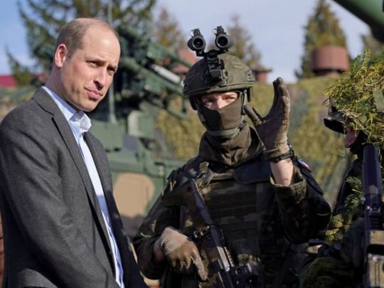 Принц Вільям несподівано відвідав британських військових у Польщі поруч із кордоном України