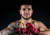 Рукавички з автографом українського чемпіона ММА продано за фантастичну суму заради допомоги ЗСУ (фото)
