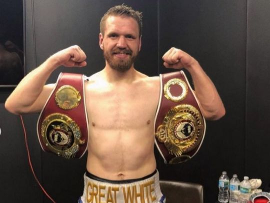 Знаменитий боксер переніс інсульт після бою за титул чемпіона світу