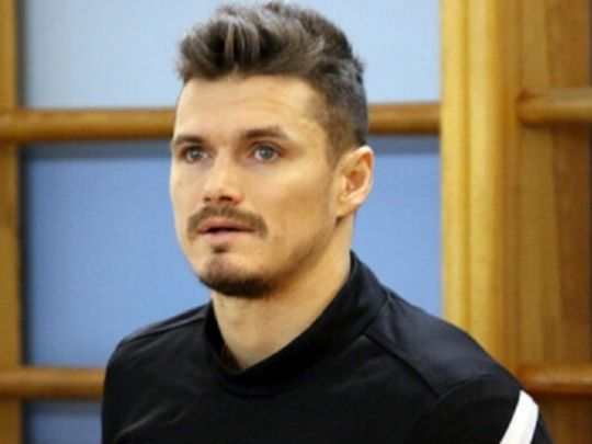 У стилі Зідана: футболіст українського клубу вдарив головою арбітра в груди під час матчу (відео)