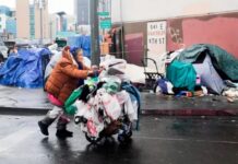 Тревожная тенденция: рост количества бездомных женщин в Калифорнии