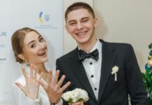 Футболіст збірної України Миколенко одружився в Англії… без шкарпеток (фото)