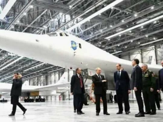 путіна висміяли за участь у випробувальному польоті бомбардувальника