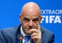Не треба вбиватися на полі: стала відома нечувана зарплата президента ФІФА