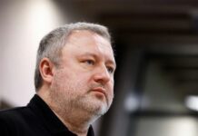 ЗМІ дізналися про наміри Зеленського звільнити генпрокурора Костіна: хто може змінити «туриста»