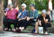 Китай повышает пенсионный возраст: впервые за 70 лет