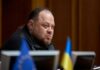 Не відкривайте та не відповідайте на дзвінки: шахраї взяли в обіг спікера Ради Стефанчука