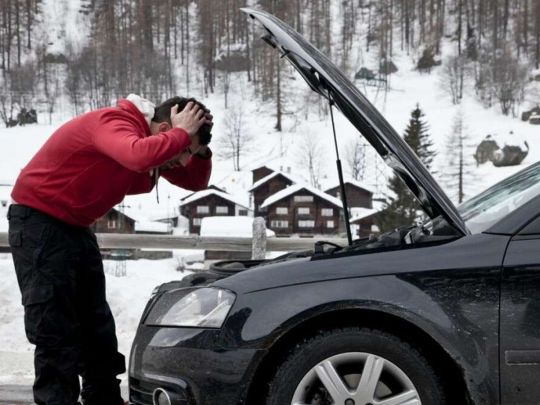Чому автоексперти рекомендують подвійний запуск двигуна в&nbsp;холодну погоду