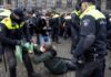 Массовые задержания на несанкционированной демонстрации в Амстердаме