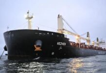 Швеция арестовала судно по подозрению в диверсии на подводном кабеле в Балтийском море