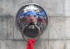 Постамент в центре Одессы закрасили в цвета флага РФ
