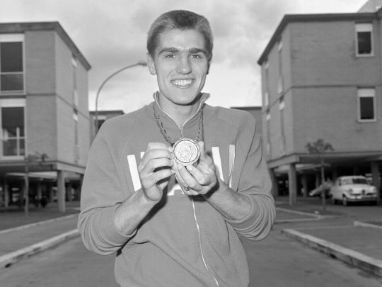 Пішов з життя олімпійський чемпіон, який переміг у фіналі боксера з Радянського Союзу (фото, відео)