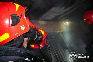 В Приморском районе Одессы горела квартира: пострадал мужчина