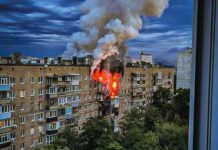 Десятки дронів атакували Харків уночі: є загиблі та поранені (фото, відео)