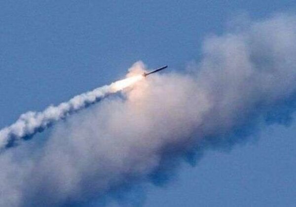 РФ атаковала баллистикой учебное заведение в Одесской области: под завалами могут быть люди РФ атаковала баллистикой учебное заведение в Одесской области: под завалами могут быть люди