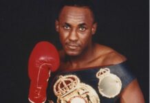 Легендарний чемпіон світу з боксу помер дорогою до спортзалу (фото, відео