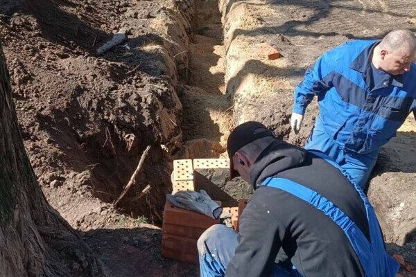 Строил фортификационные сооружения: в Одессе вручили награду коммунальщику Строил фортификационные сооружения: в Одессе вручили награду коммунальщику