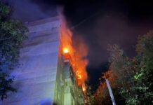Массированный дроновый удар по Одессе: пылает жилая многоэтажка (обновлено)