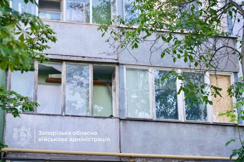 Окупанти вночі атакували Запоріжжя: є поранені, зруйновані будинки