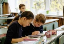 В закладах освіти може зрости кількість платних послуг: за що школи зможуть вимагати додаткових грошей