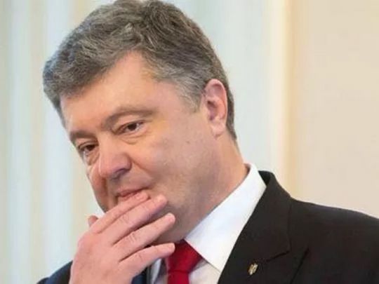 Військовий дорікнув Порошенку та його депутатам за масовий виїзд за кордон на відпочинок