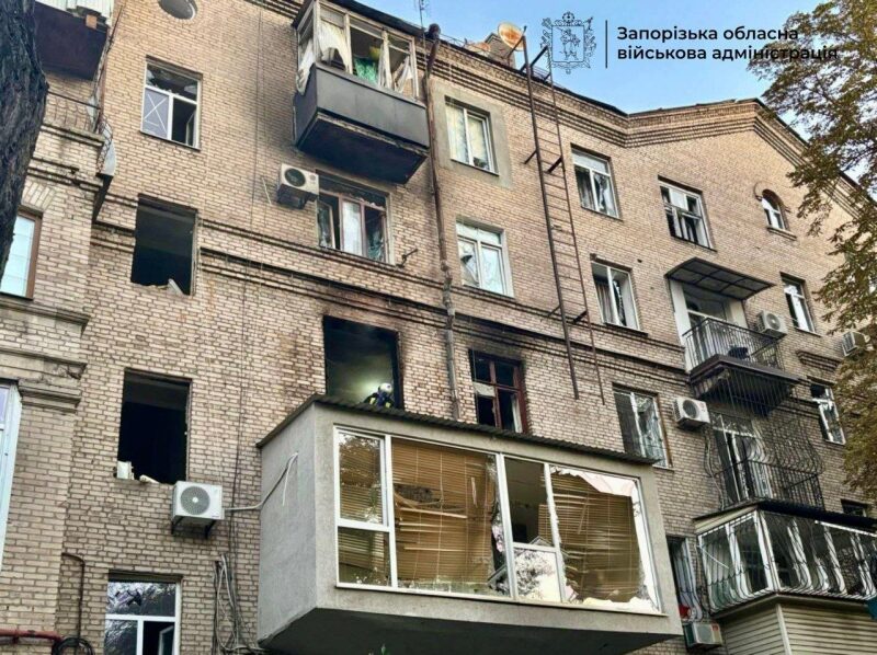 Запоріжжя та Дніпро зазнали вночі потужних ударів ворога: багато постраждалих (фото, відео)