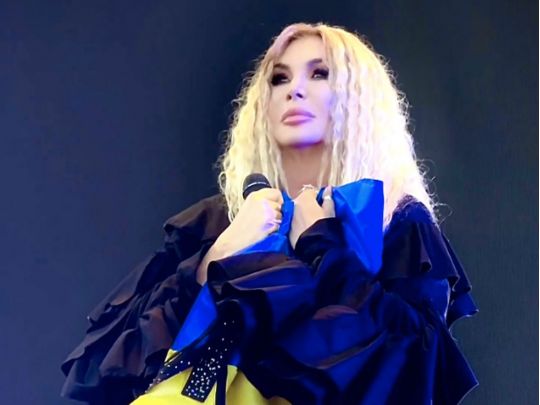 Змінилася до невпізнаваності: Ірина Білик шокувала фанатів новим стилем і заявою про шлюб