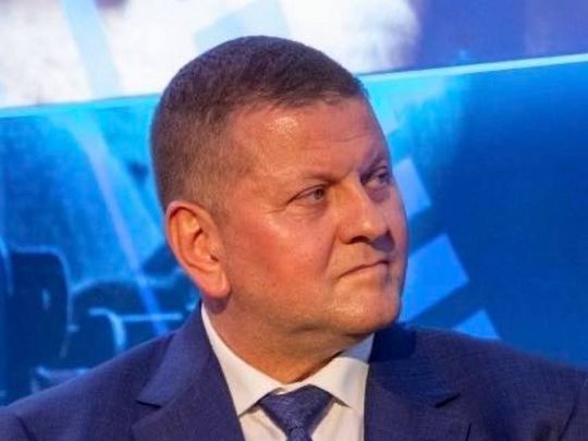 Залужний формує команду? У Франції пишуть про формування колишнім головкомом ЗСУ потенційного парламентського списку