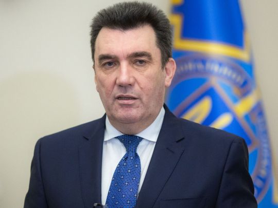 У НАБУ можуть бути документи, що підтверджують «торгівлю санкціями» ексголовою РНБО Даніловим, — Міселюк