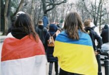 Стало відомо, коли у Польщі змінять статус українських біженців: як можна буде залишитись у країні