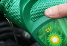 BP ускоряет сокращение затрат на фоне падения прибыли и смены стратегии