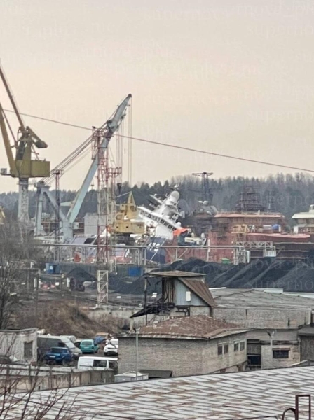 У&nbsp;росії &laquo;прилетіло&raquo;: порт Усть-Луга горить, Бєлгород без світла і&nbsp;води (фото, відео)