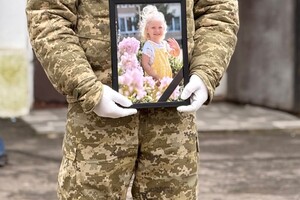 Двухлетняя девочка и пограничницы: что известно о жертвах обстрела Одессы 6 апреля Двухлетняя девочка и пограничницы: что известно о жертвах обстрела Одессы 6 апреля