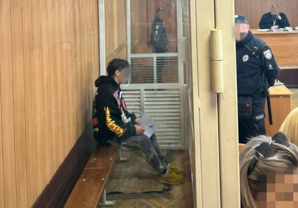 Похитили человека и требовали деньги: в Одессе избрали меры пресечения работникам ТЦК и правоохранителю